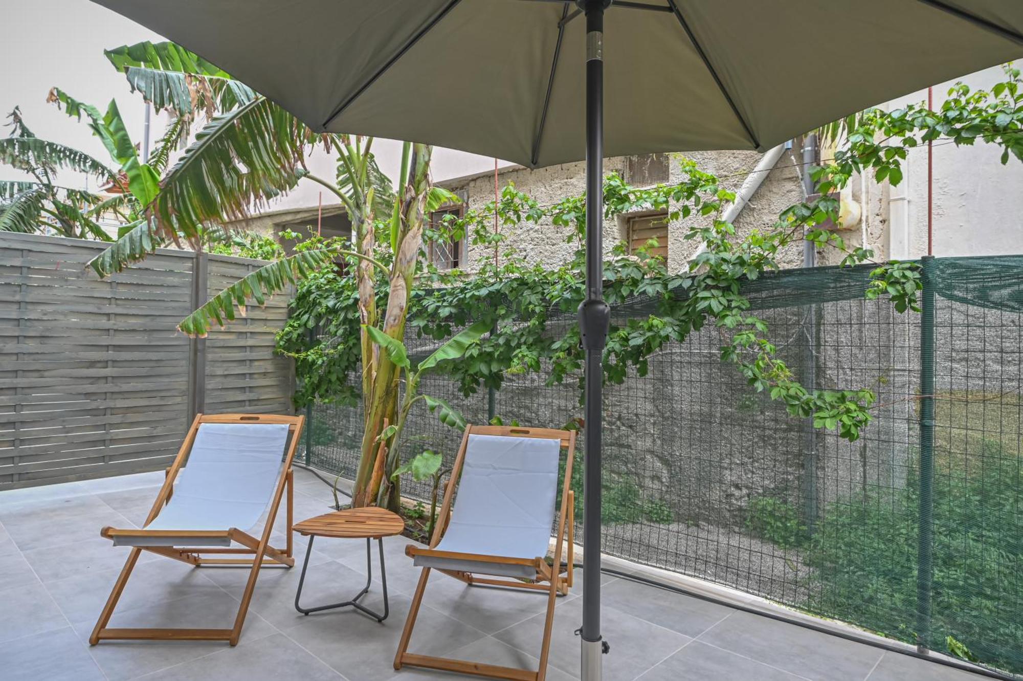 Moka Apartments Chania  Bilik gambar